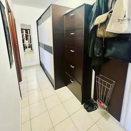Dvosoban Stan Na Starom Aerodromu Appartement